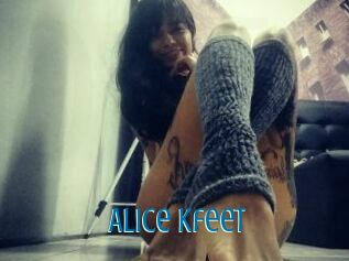 Alice_Kfeet