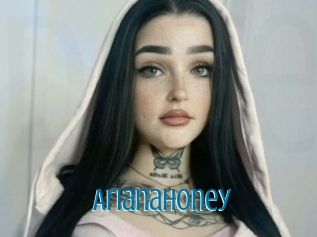 Arianahoney