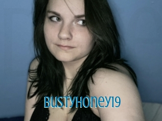 Bustyhoney19