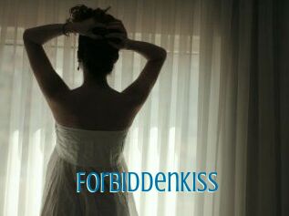 ForbiddenKiss_