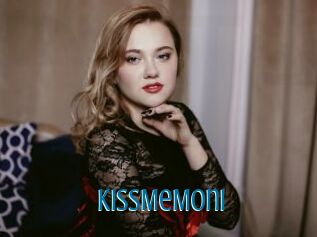 KissMeMoni