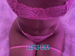 Luna_ukx