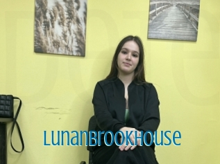 Lunanbrookhouse