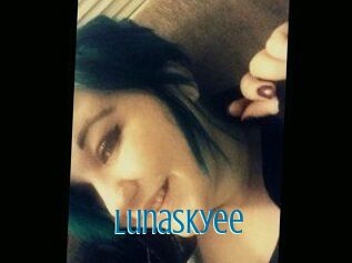 Lunaskyee