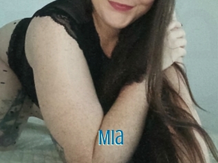 Mia