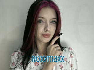 Roxymaxx