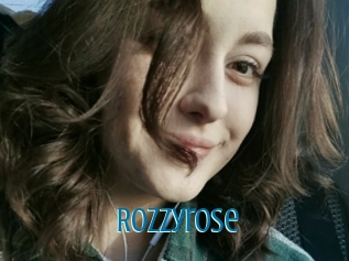 Rozzyrose