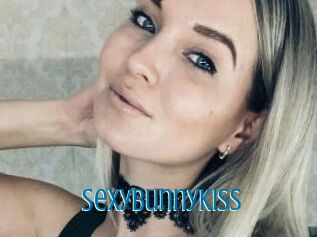 SexyBunnyKiss